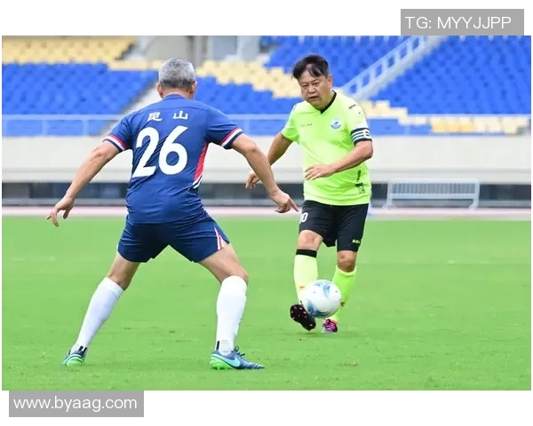 足球明星转会盛典精彩视频与动感音乐的完美结合